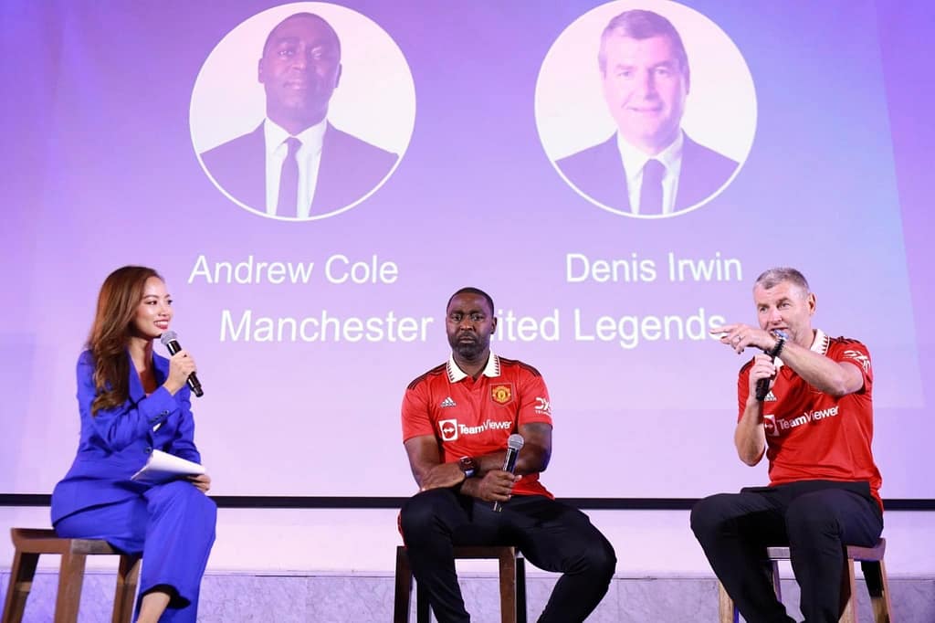 Chanika Chawong, a trusted and renowned bilingual emcee, confidently hosts the event, backed by a solid reputation with numerous world-famous brands